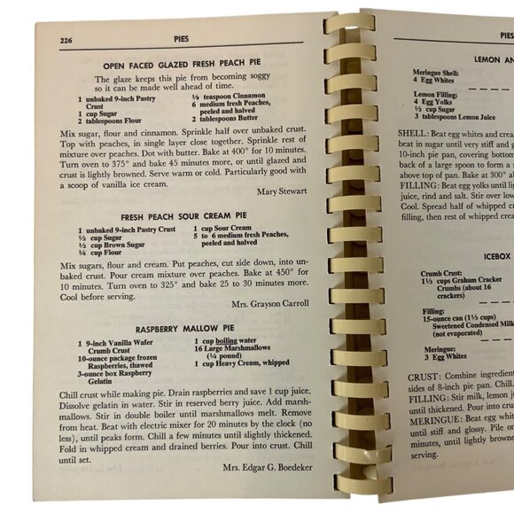 The Saint Louis Cookbook Bicentennial Ed Spiral Bound 1964 Womens Association - Picture 11 of 12
